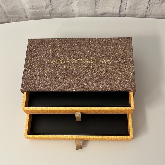 COPY - Anastasia Palate Box - Picture 5 of 7